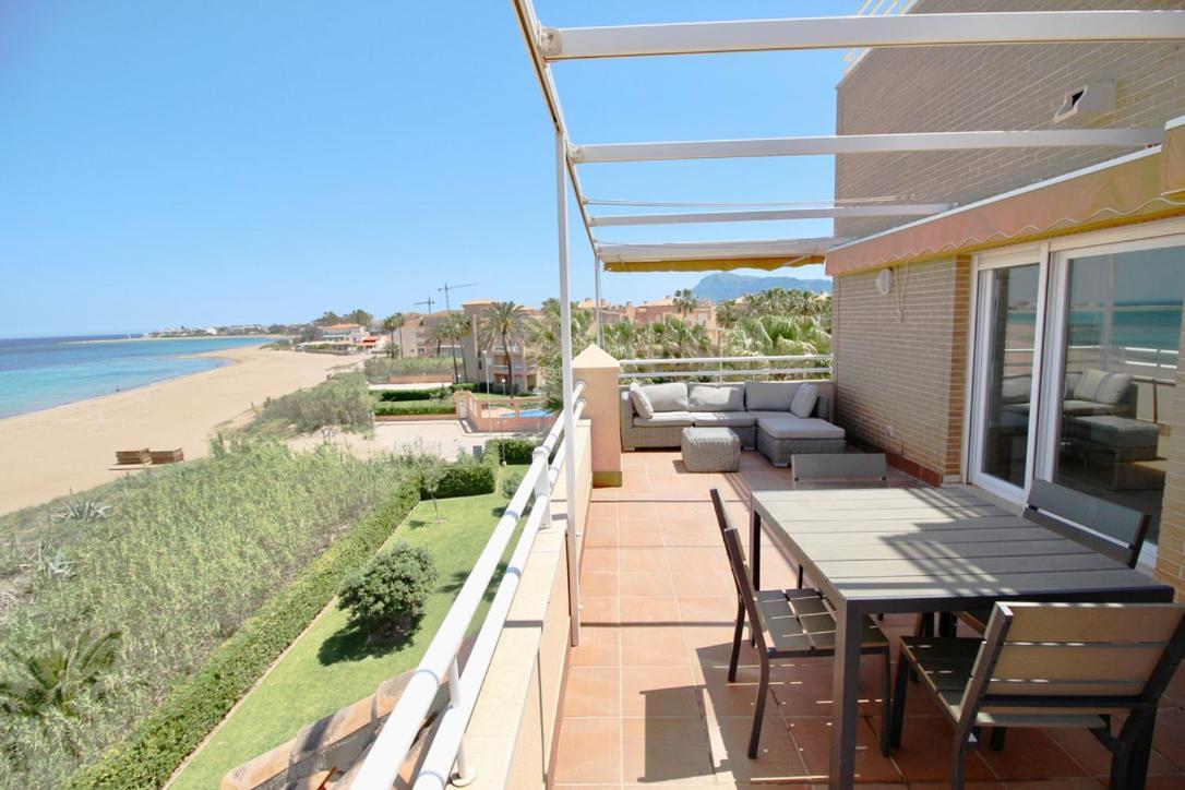 Atico Frontal Al Mar Con Piscina Privada By Homeprive Denia Exterior photo