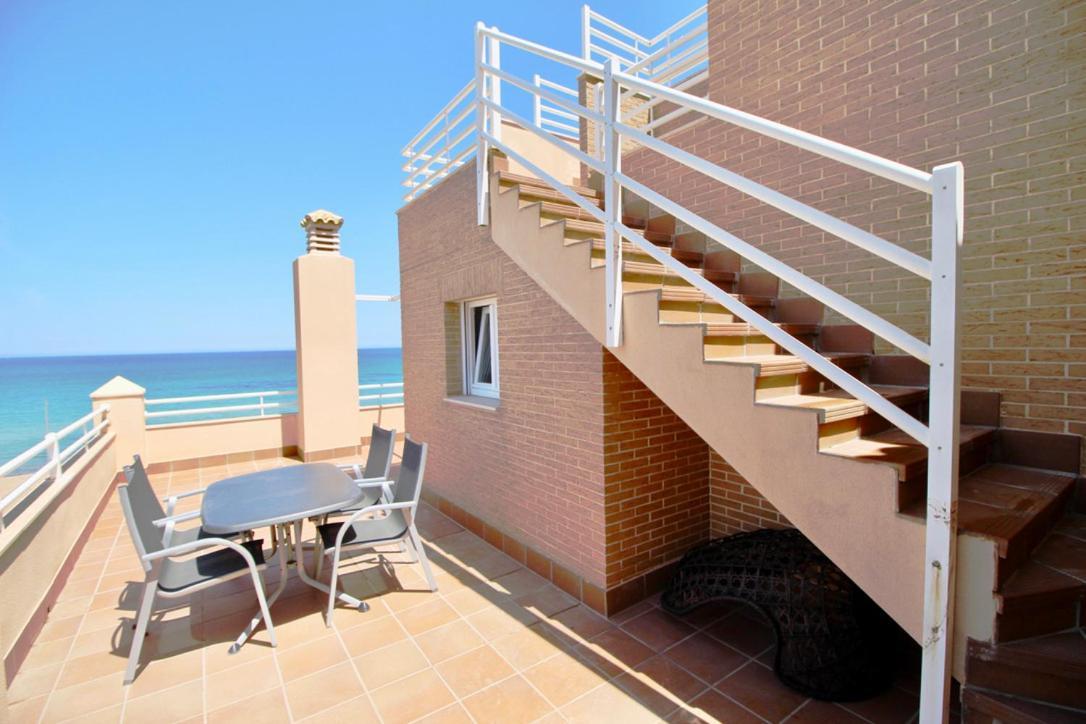 Atico Frontal Al Mar Con Piscina Privada By Homeprive Denia Exterior photo