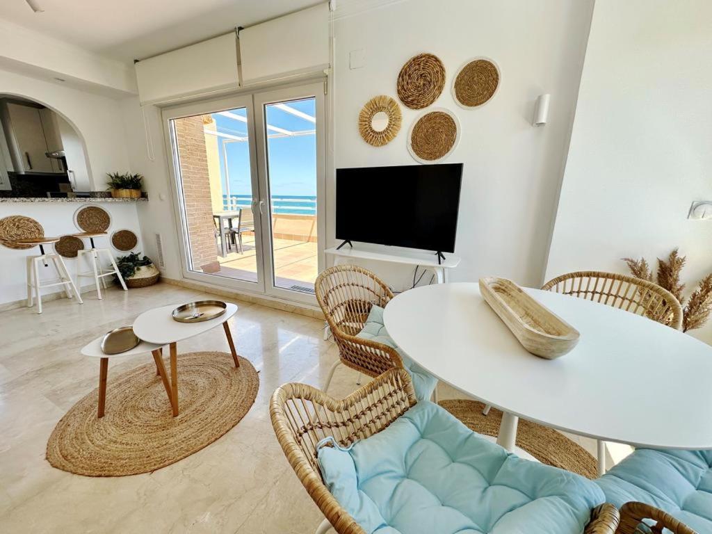 Atico Frontal Al Mar Con Piscina Privada By Homeprive Denia Exterior photo